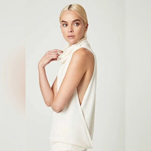 Lanston Sport Ivory Sleeveless Blouse